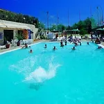 Villaggio Turistico Defensola Ξενοδοχείο με διαμερίσματα Βιέστε