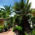 Villaggio Turistico Defensola Ξενοδοχείο με διαμερίσματα Βιέστε