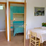Villaggio Turistico Defensola Βιέστε