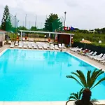 Villaggio Turistico Defensola Ξενοδοχείο με διαμερίσματα