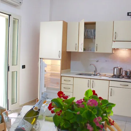 Ξενοδοχείο με διαμερίσματα Villaggio Turistico Defensola