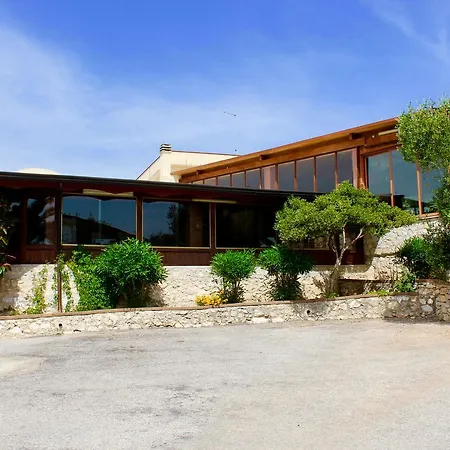 Villaggio Turistico Defensola Appart hôtel 3*